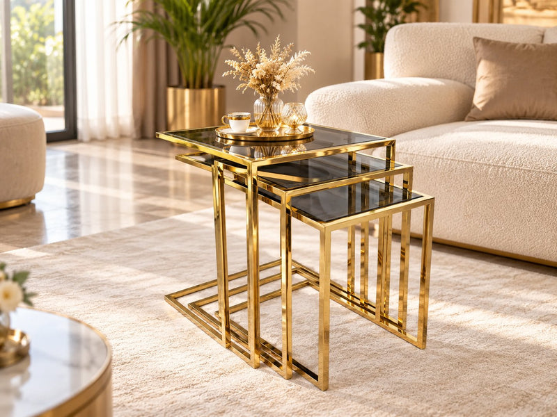 Titanyum gold füme cam 3'lü zigon sehpa seti salonda